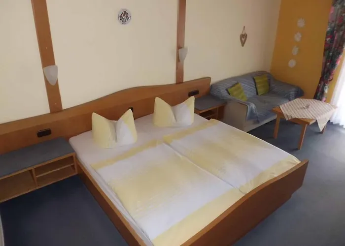 Penzion Gasthof-metzgerei-pension Schierlitz 3*