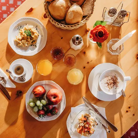 Gasthof-metzgerei-pension Schierlitz 3*