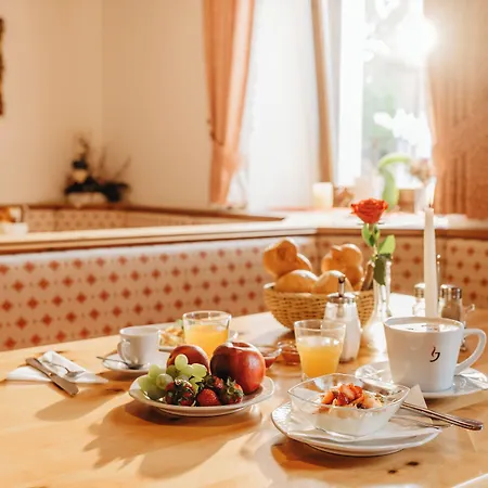 Kro Gasthof-metzgerei-pension Schierlitz 3*