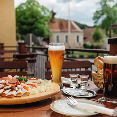 Penzion Gasthof-metzgerei-pension Schierlitz Rimbach (Bavaria)